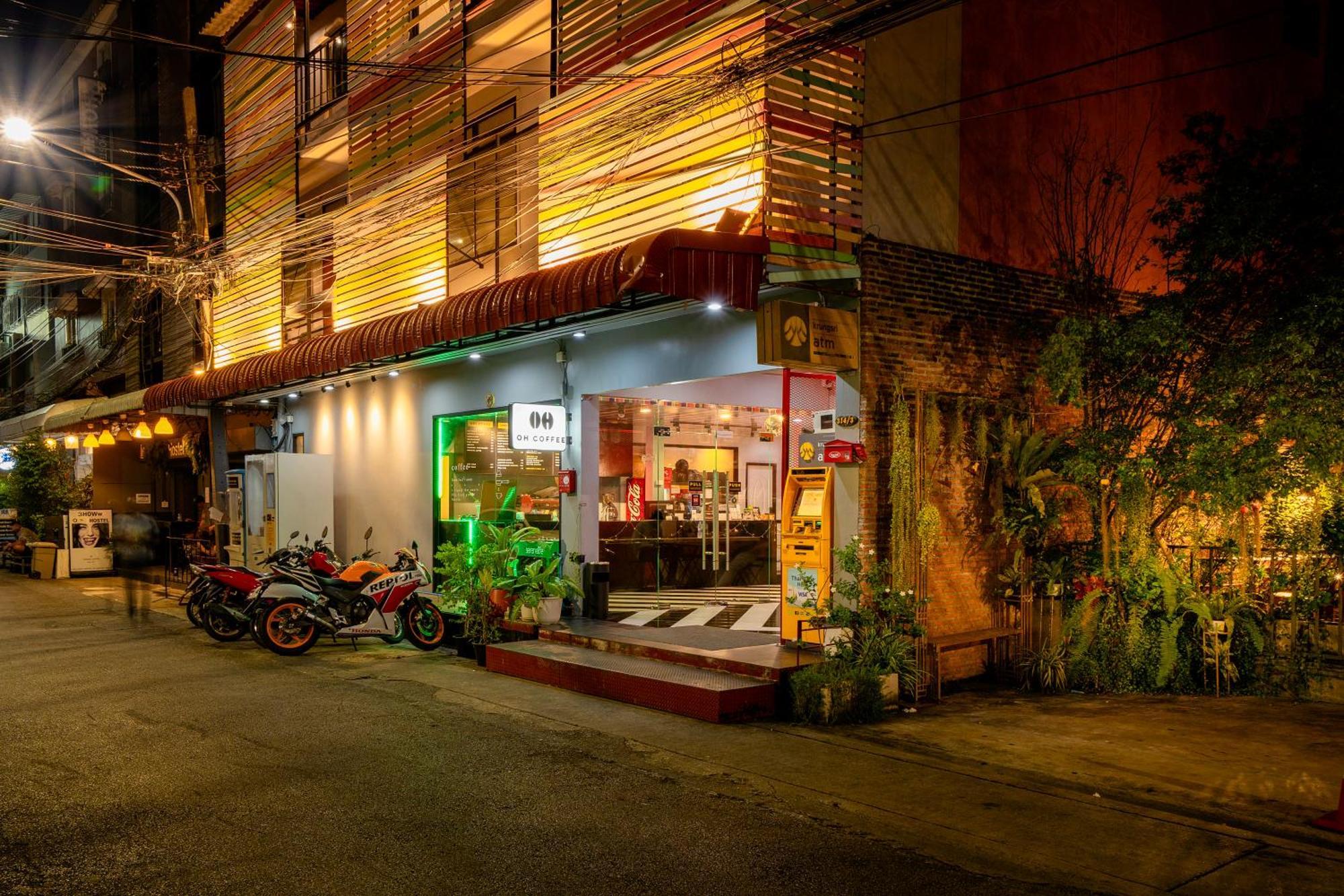 Oh Hostels - Bangkok Bagian luar foto